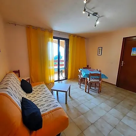 Entire House - 4 People 350 M From The Sea