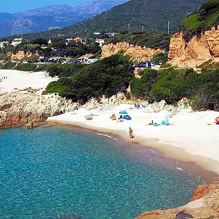 Hotel Entire House - 4 People 350 M From The Sea 2*